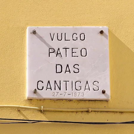 Apartamento Pateo Das Cantigas Balcony * Lissabon